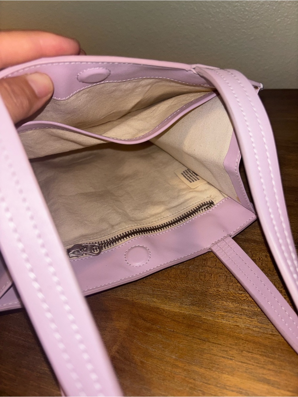 Baggu Leather Retail Shoulder Bag in Pale Orchid RARE - Picture 7 of 8